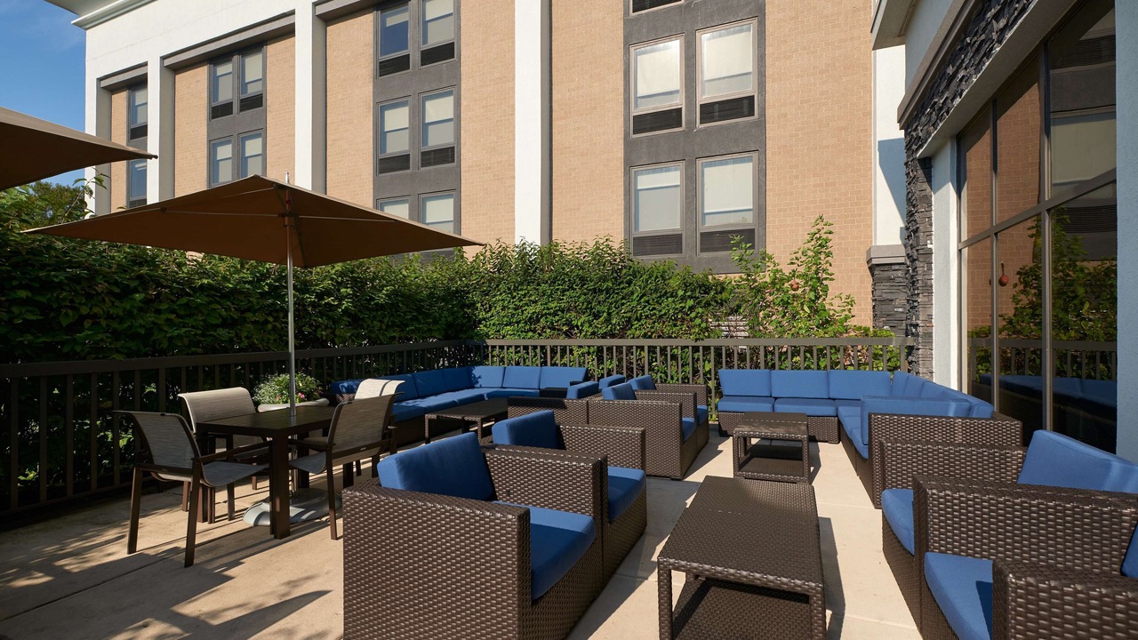 Photo of Patio Balcony in Bryant Pattengill East