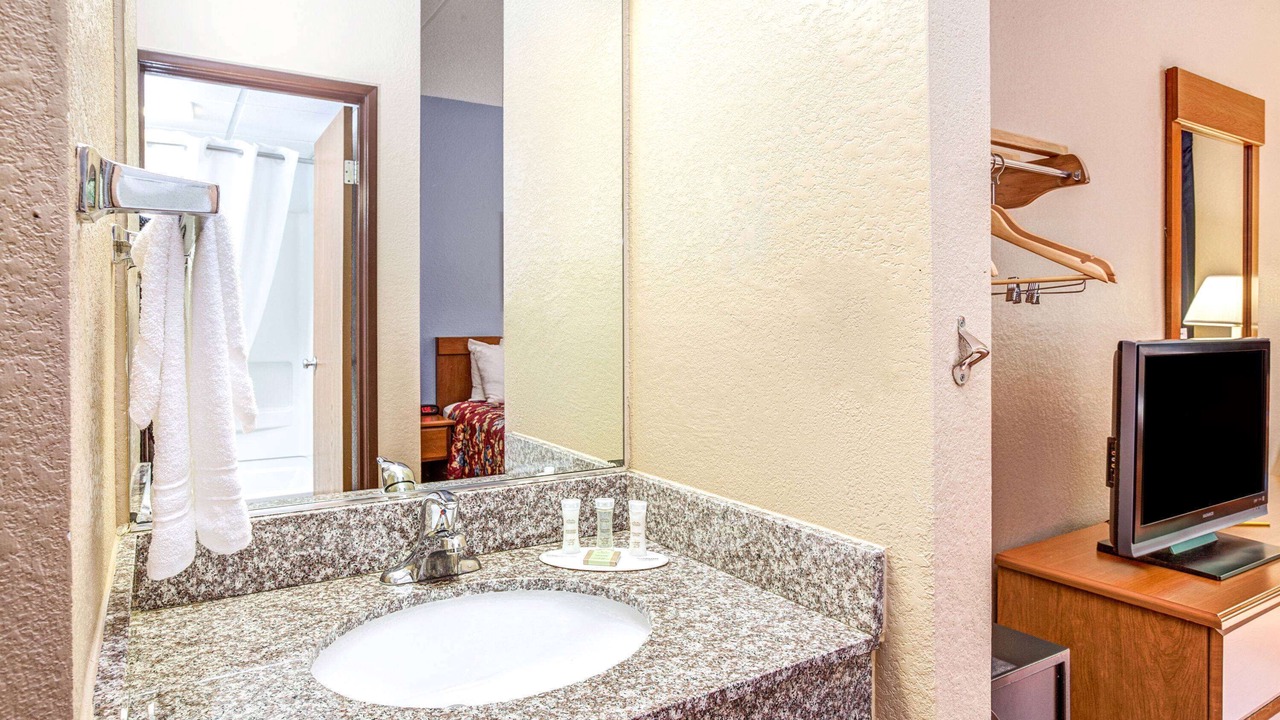 Photo of Others in Mahwah