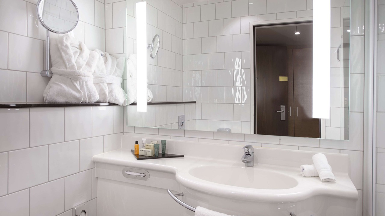 Photo of Bathroom in Glattbrugg