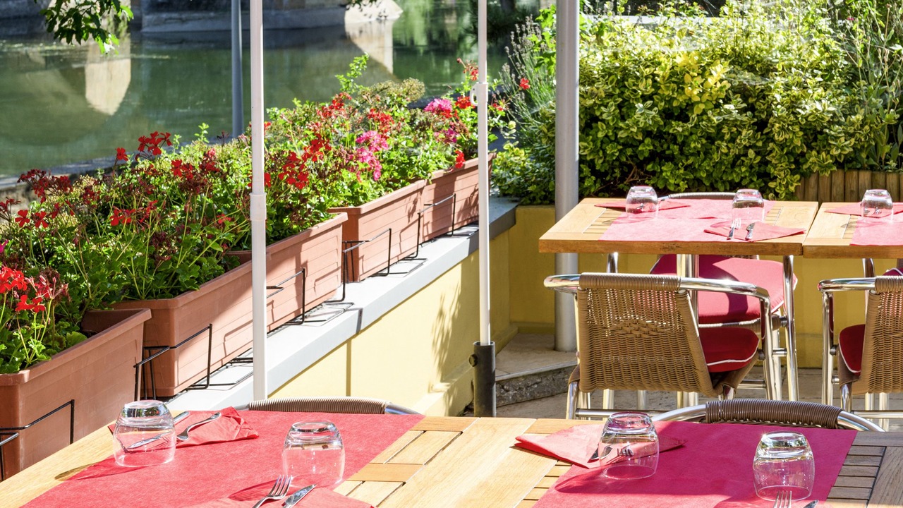 Photo of Others in Les Iles