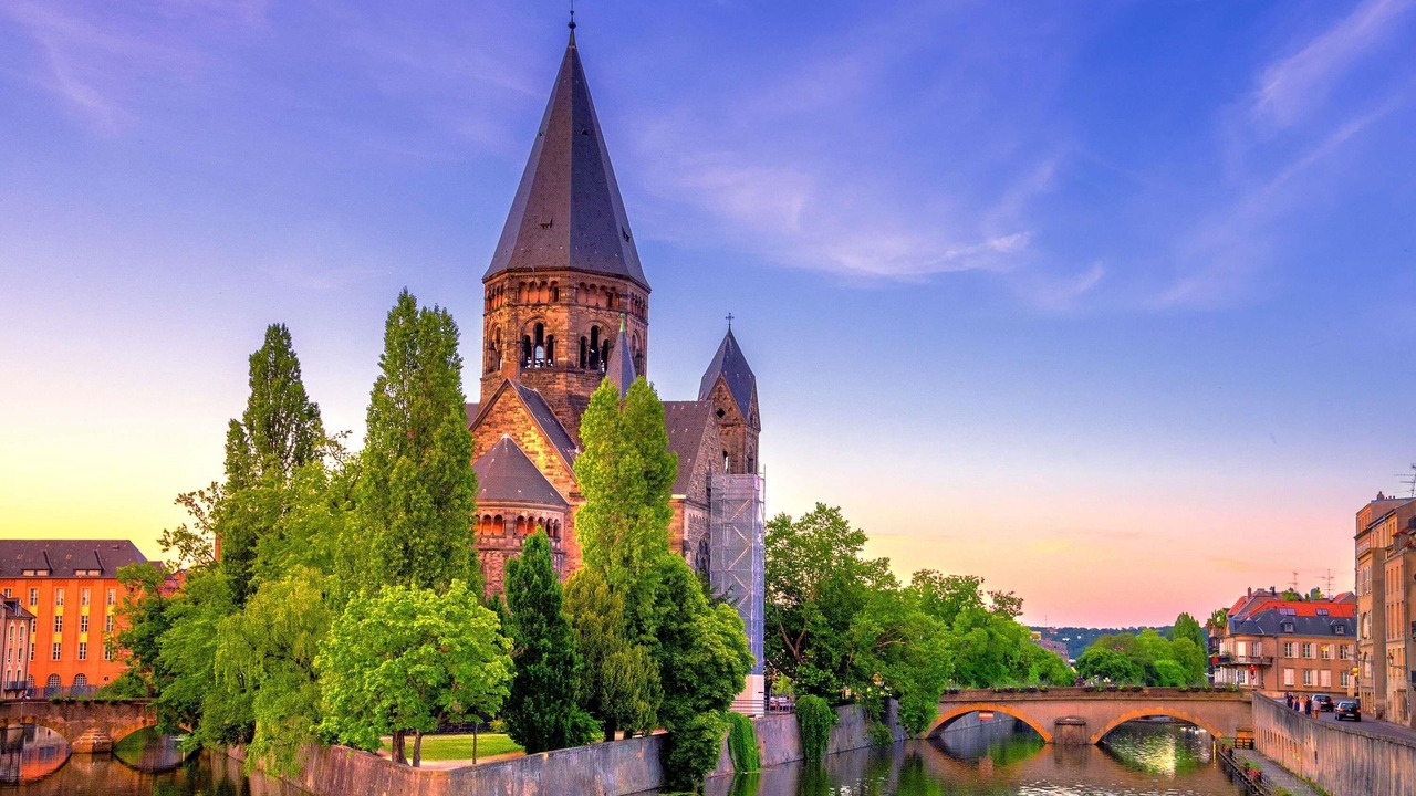 Photo of Others in Les Iles