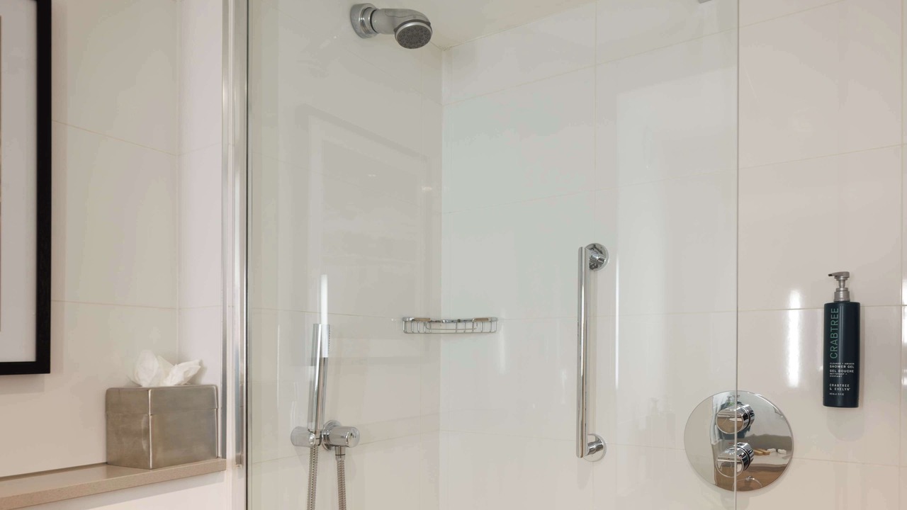 Photo of Bathroom in City Centre Glasgow