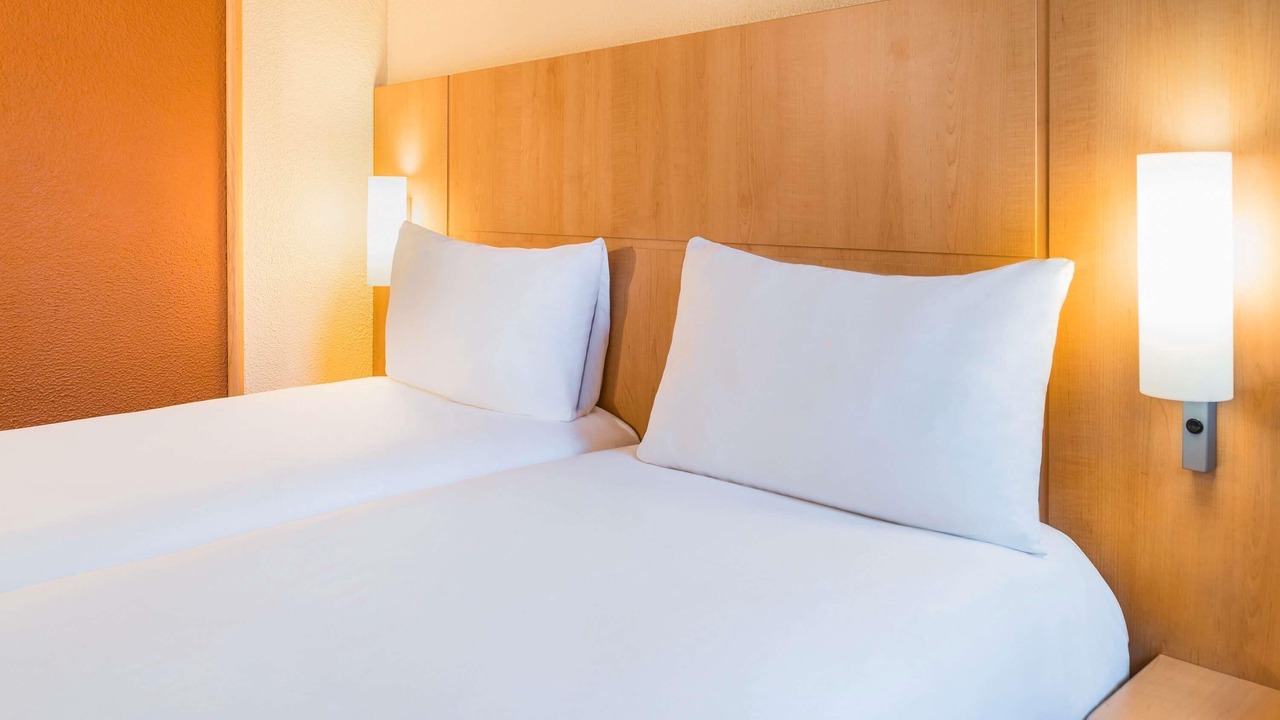 Photo of Bedroom in Suresnes