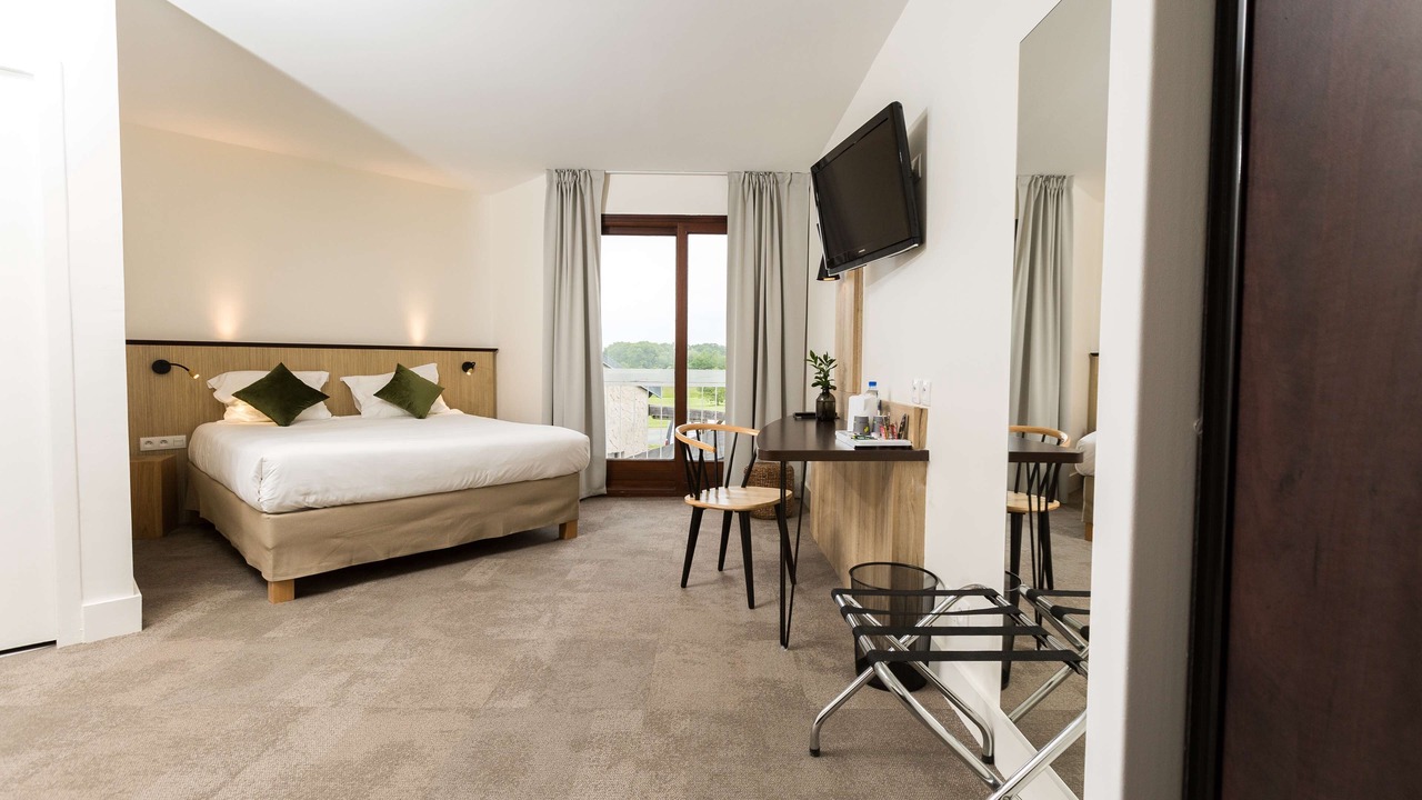 Photo of Bedroom in Fontaine-le-Comte