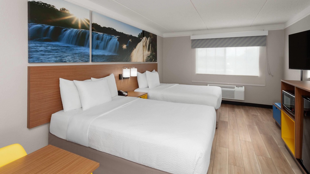 Photo of Bedroom in Arlington Heights