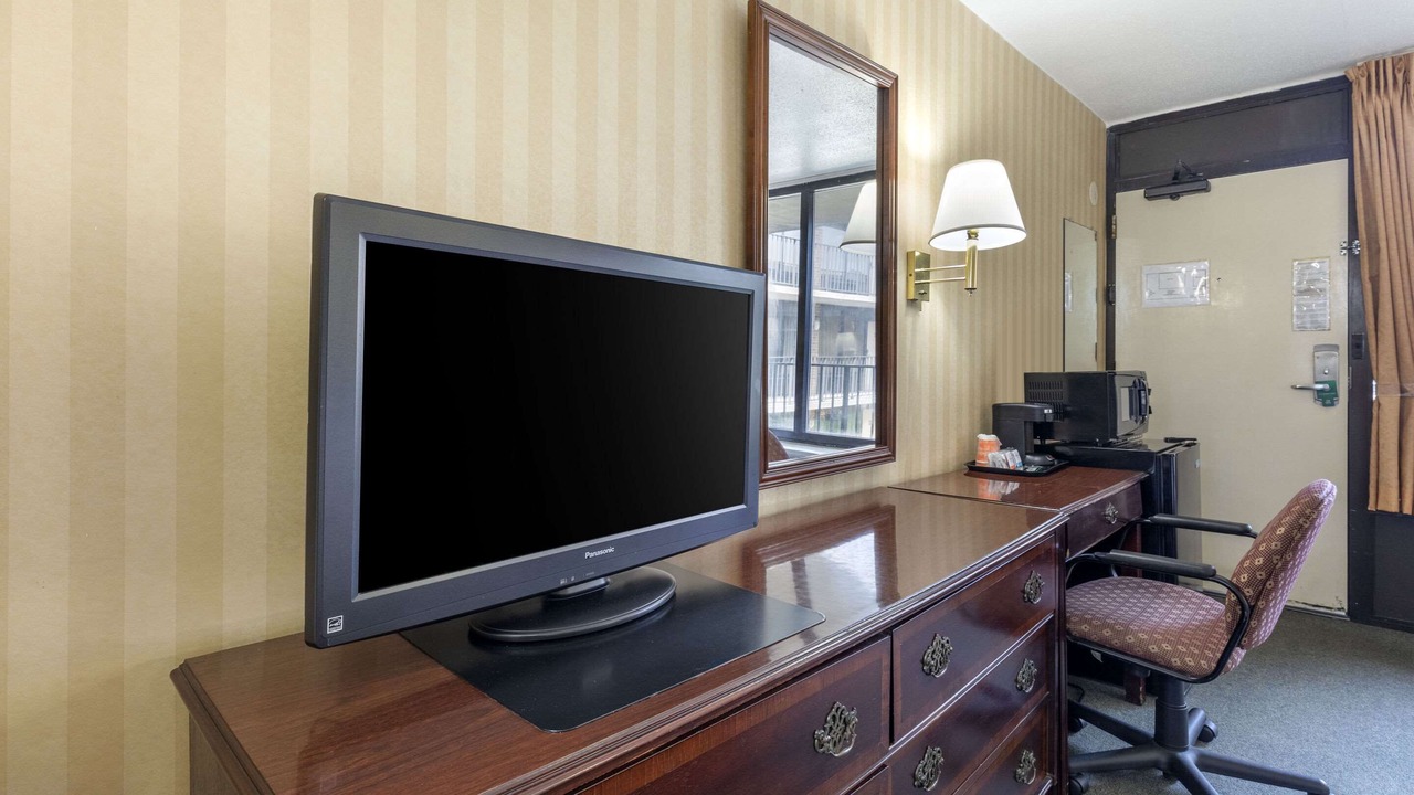 Photo of Bedroom in Tysons