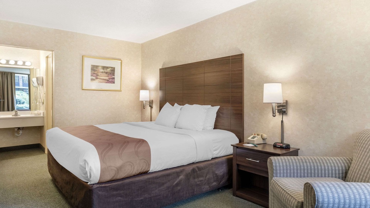 Photo of Bedroom in Tysons