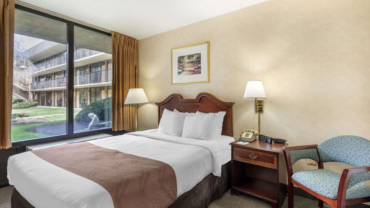 Photo of Bedroom in Tysons
