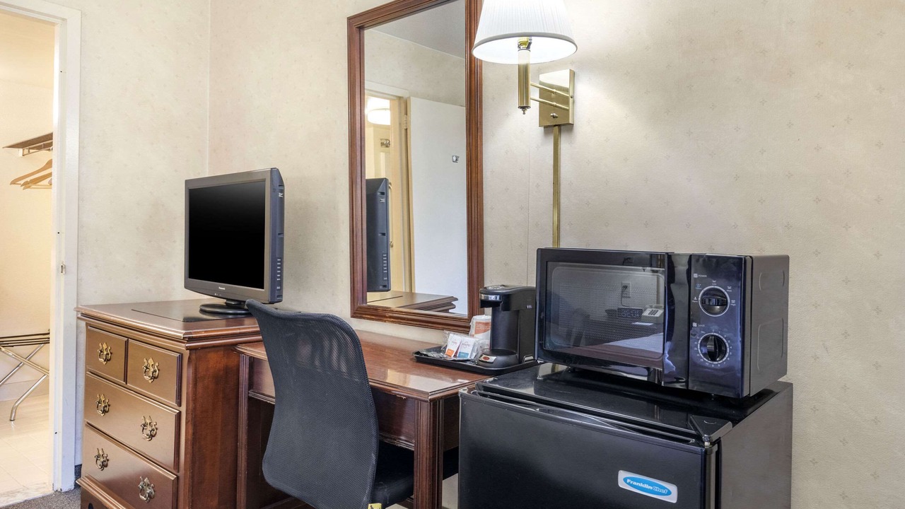 Photo of Bedroom in Tysons
