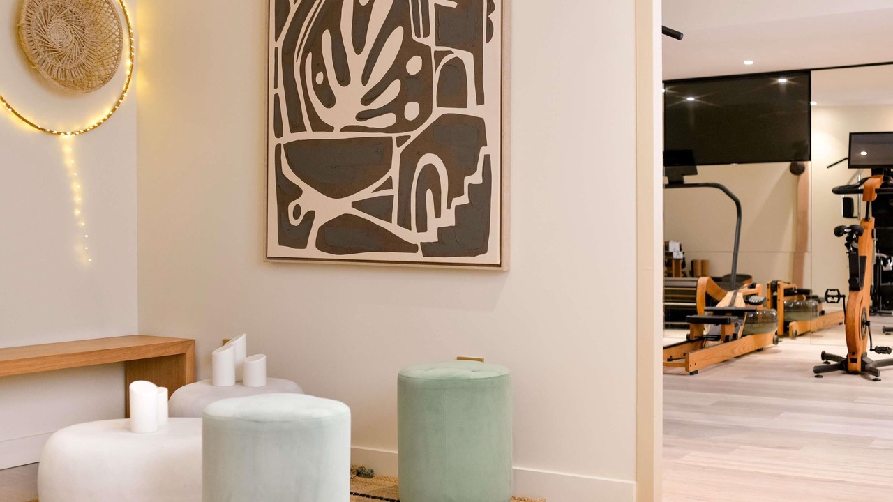 Photo of Bedroom in Antigone