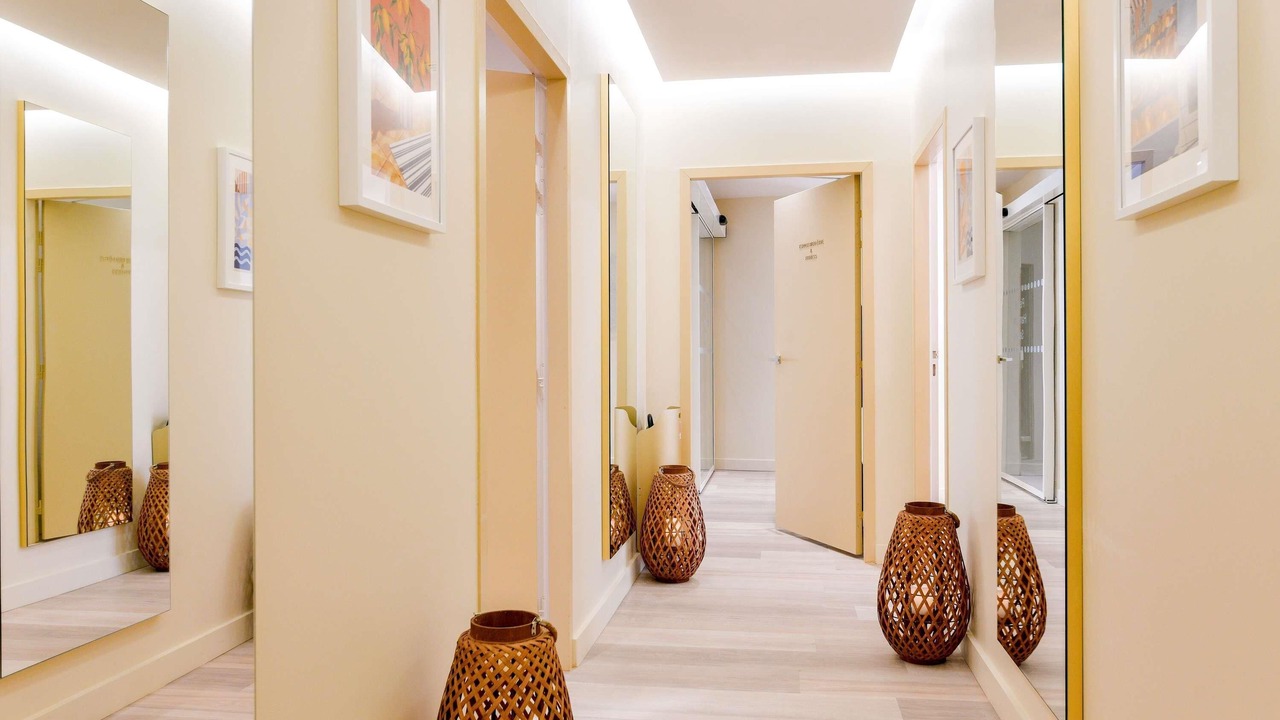 Photo of Bedroom in Antigone