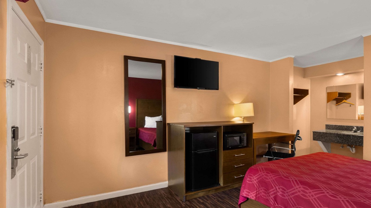 Photo of Bedroom in Cornersville