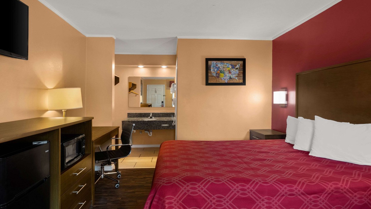 Photo of Bedroom in Cornersville