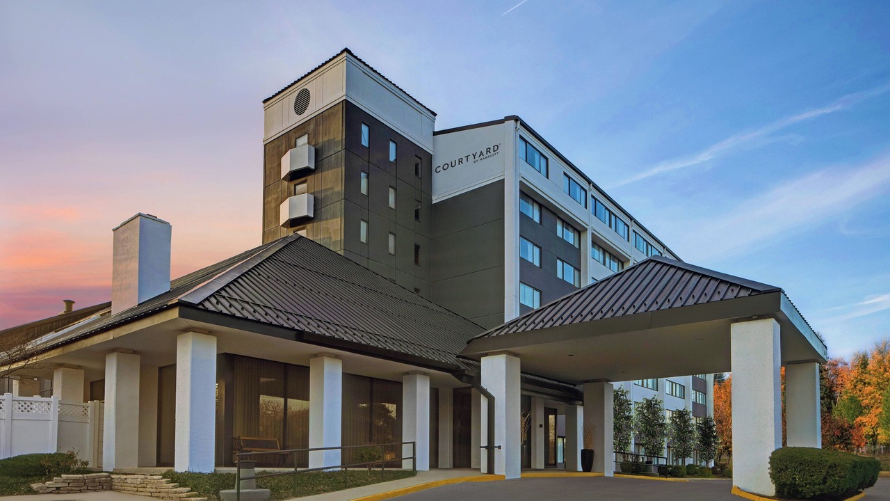 Photo of Outdoor in Elmhurst