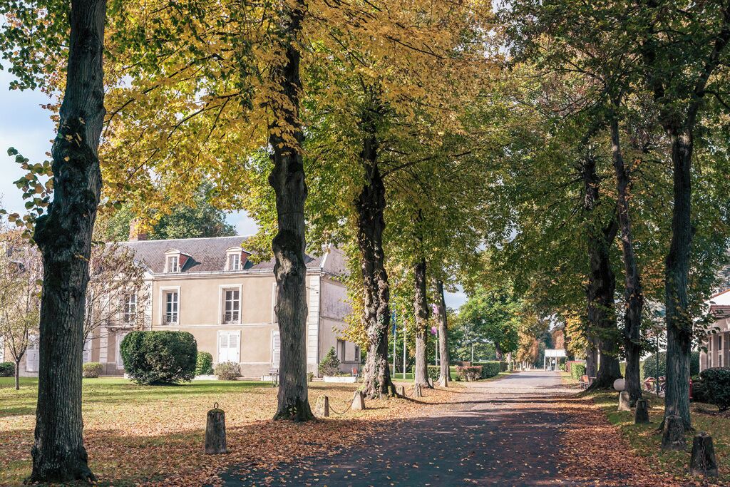Photo of Bedroom in Le Coudray-Montceaux