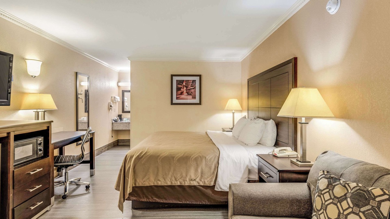 Photo of Bedroom in Ozona