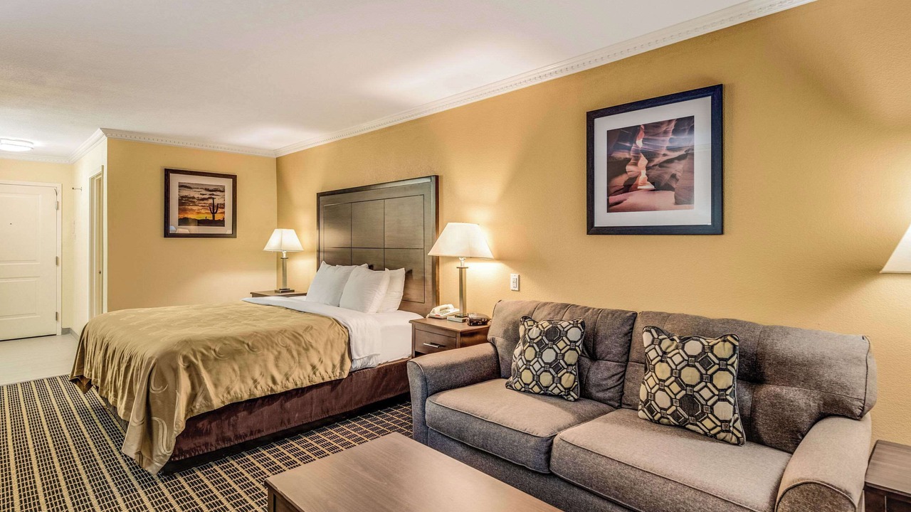 Photo of Bedroom in Ozona
