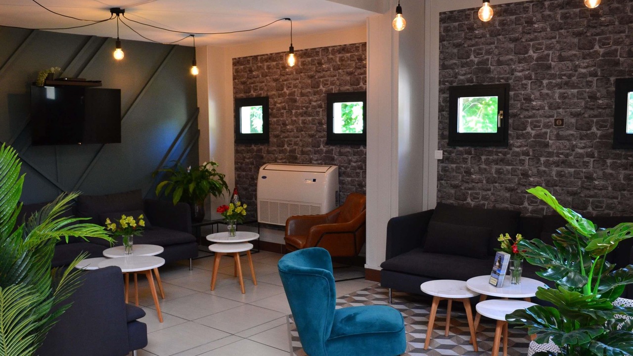 Photo of Others in Abbeville