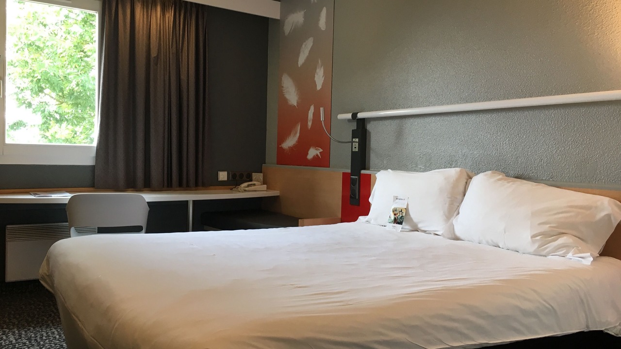 Photo of Bedroom in Abbeville