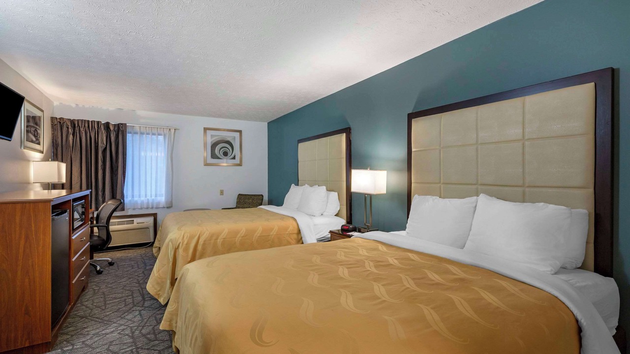 Photo of Bedroom in Austintown