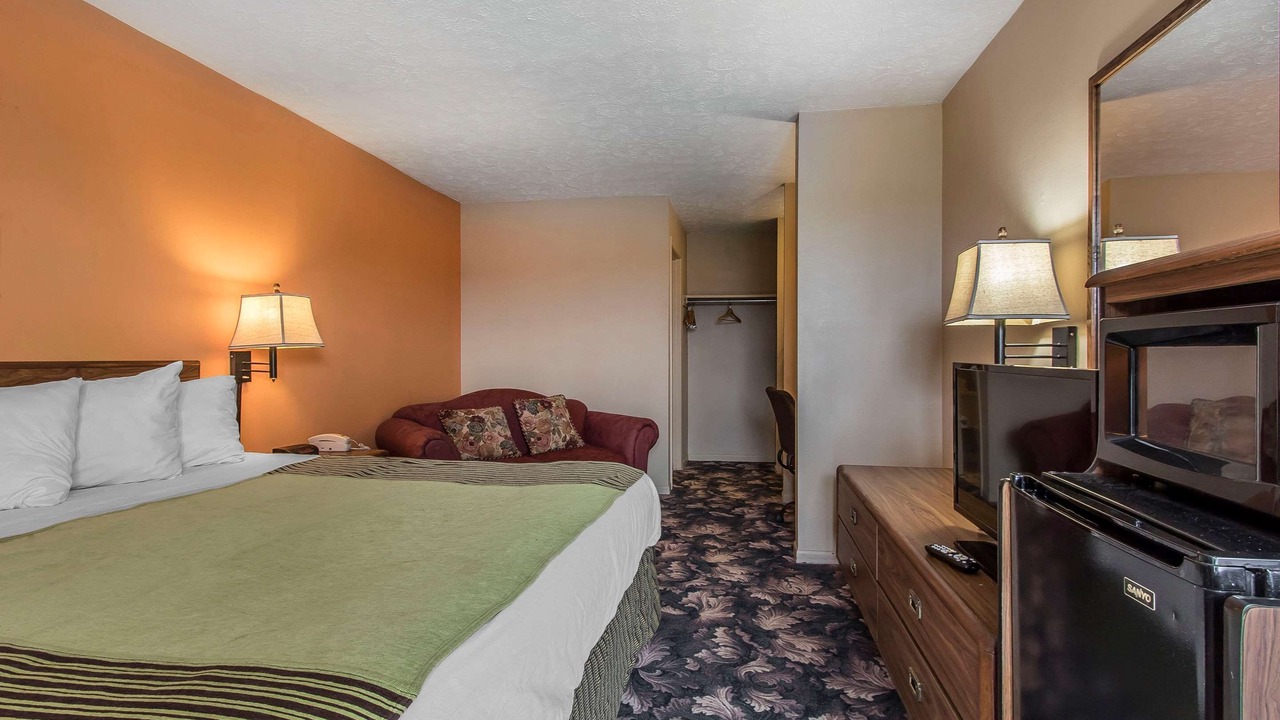 Photo of Bedroom in Jackson