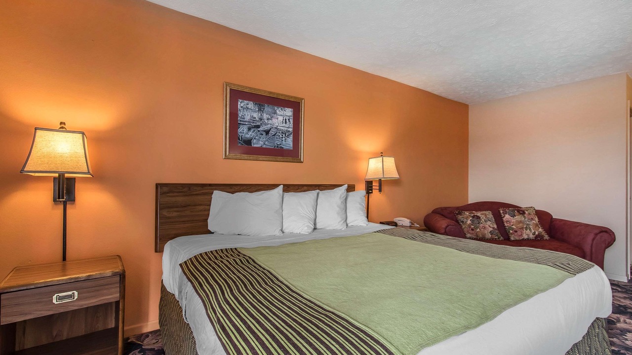 Photo of Bedroom in Jackson