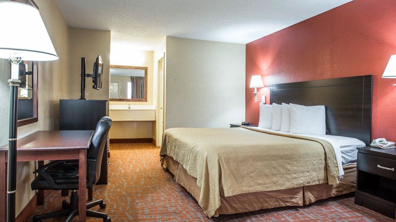 Photo of Bedroom in Monroe