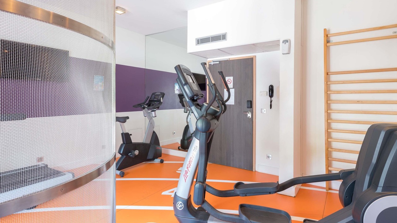 Photo of Others in Saclay