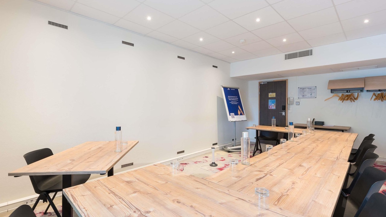 Photo of Others in Saclay