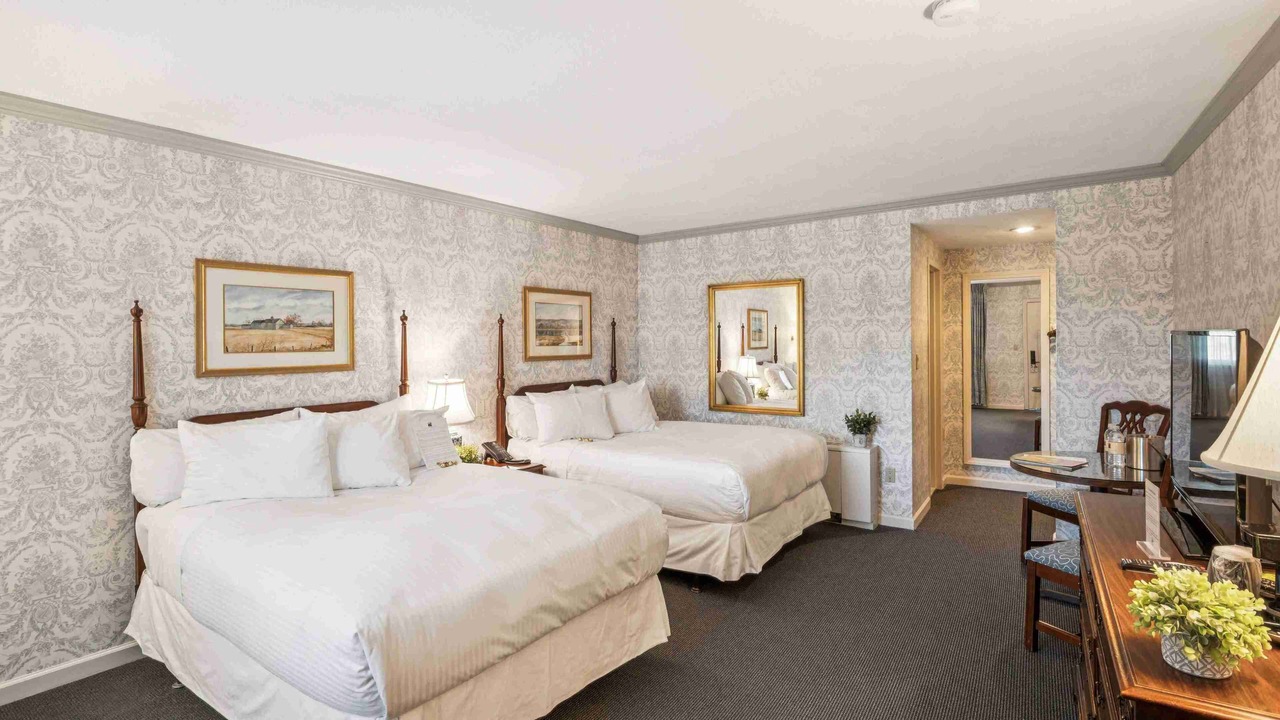 Photo of Bedroom in Avon