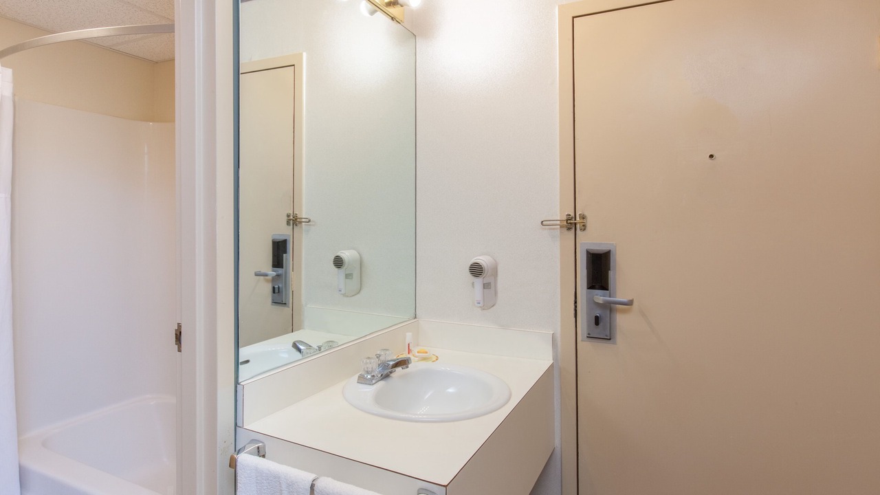 Photo of Bathroom in Seward Place
