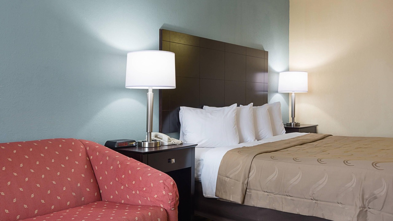 Photo of Bedroom in Calhoun