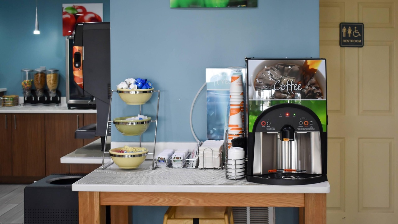 Photo of Others in Calhoun