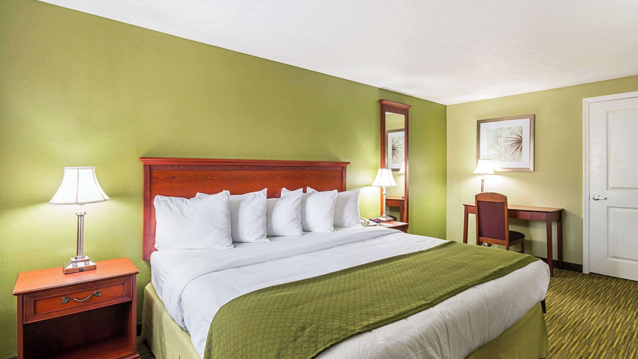 Photo of Bedroom in Weston
