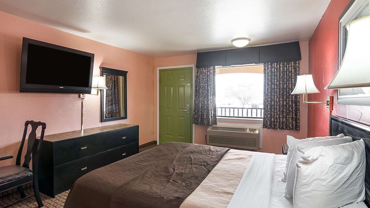 Photo of Bedroom in Dalhart