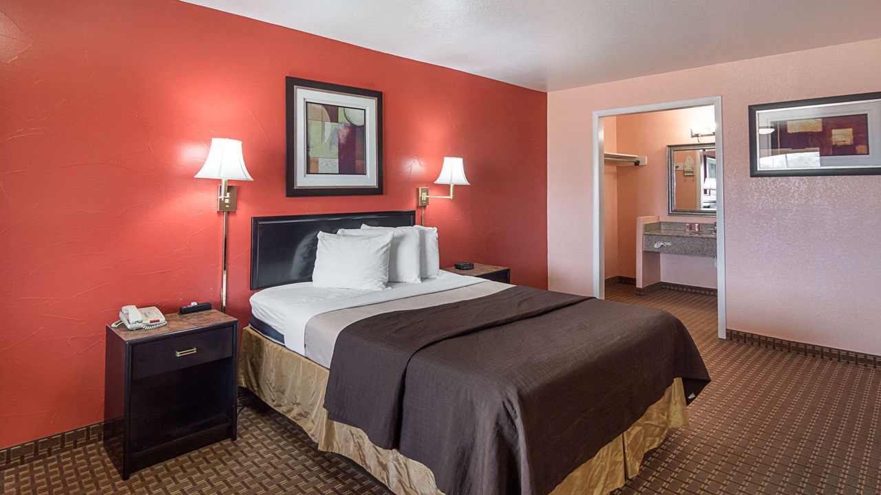 Photo of Bedroom in Dalhart