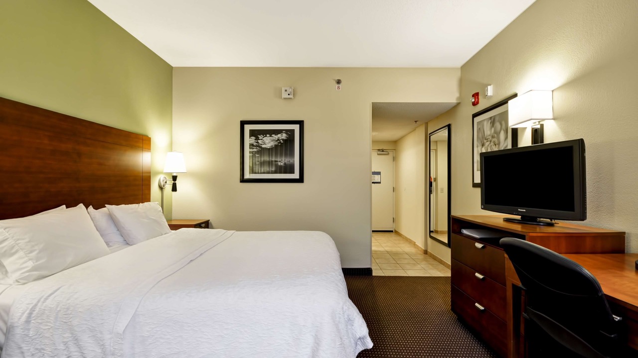 Photo of Bedroom in Gurnee