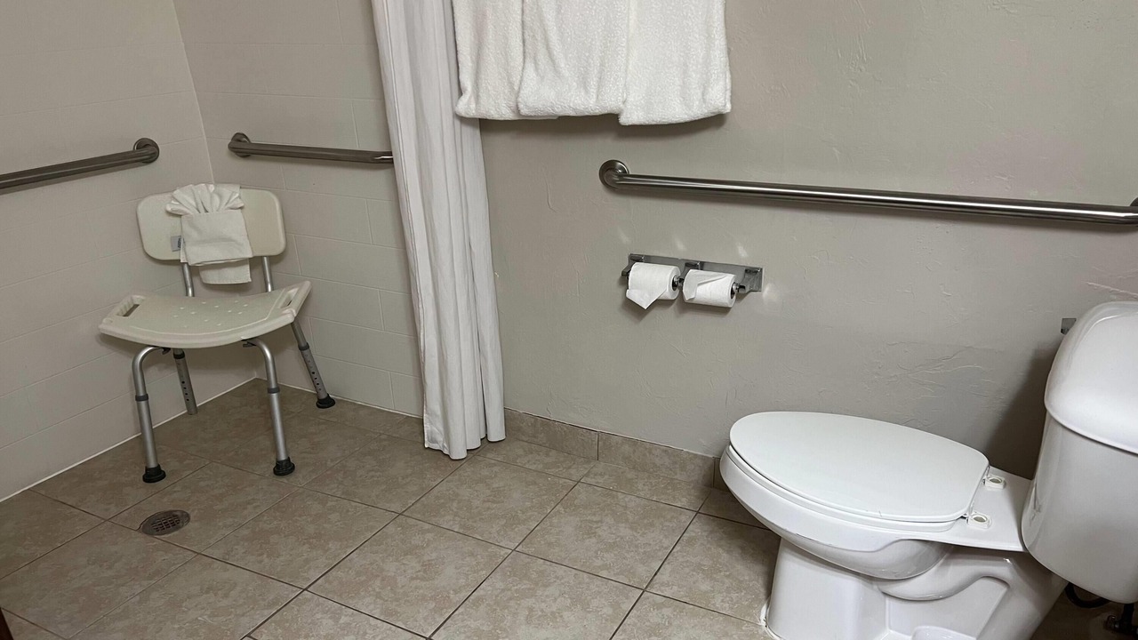 Photo of Bathroom in Norman