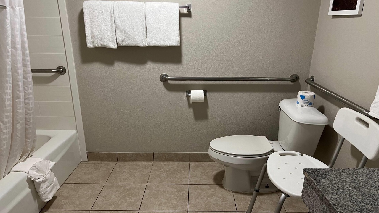 Photo of Bathroom in Norman