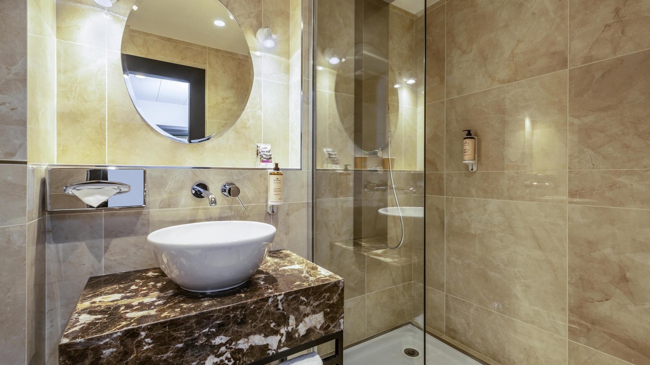 Photo of Bedroom in Le Chesnay