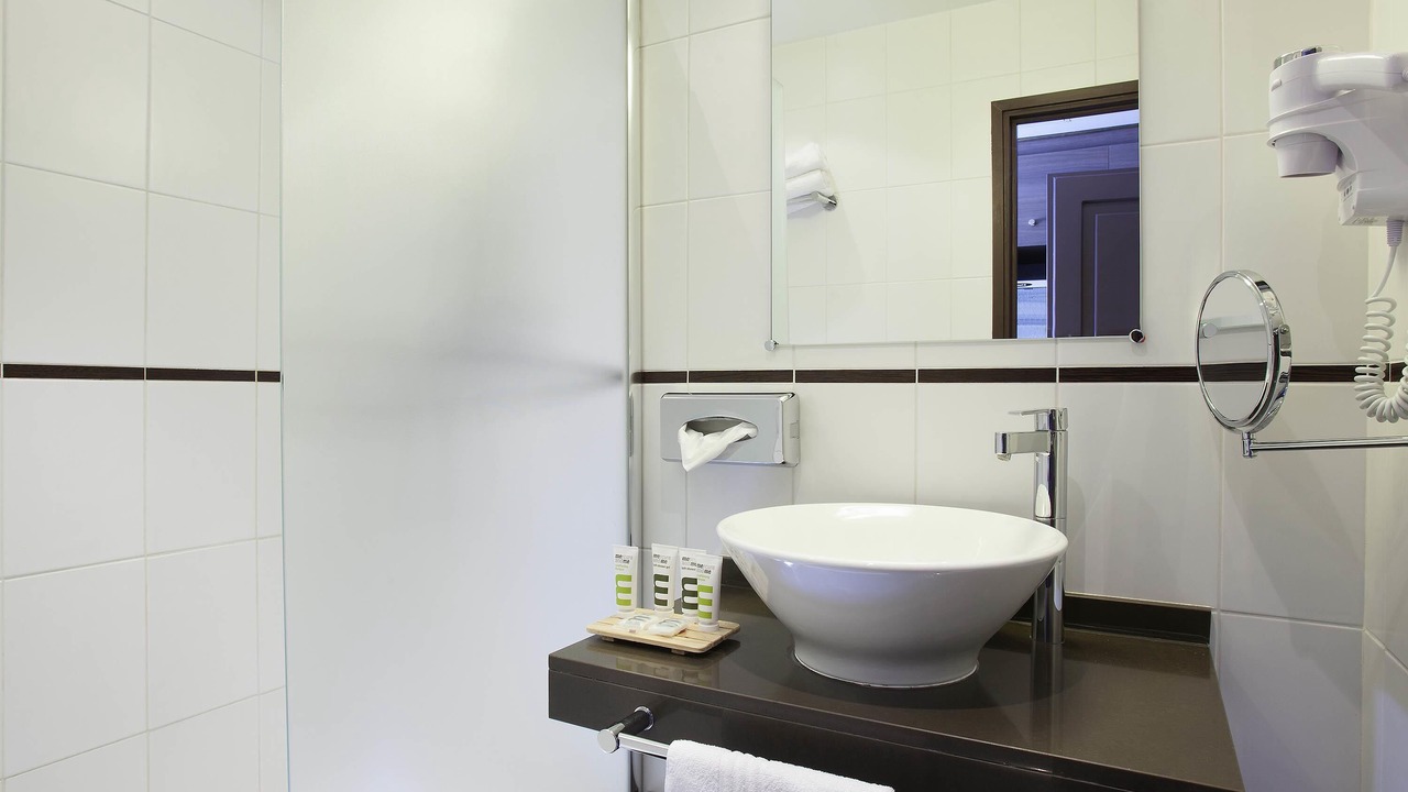 Photo of Bedroom in Le Chesnay