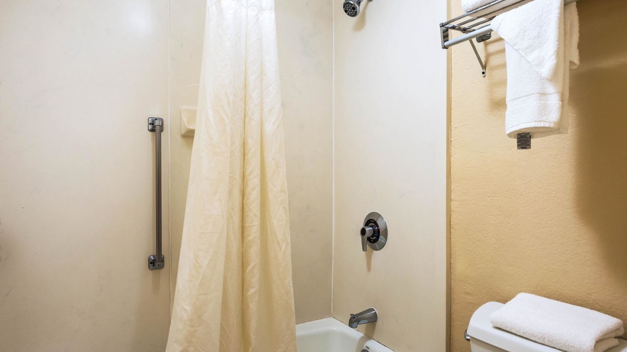 Photo of Bathroom in Dillon