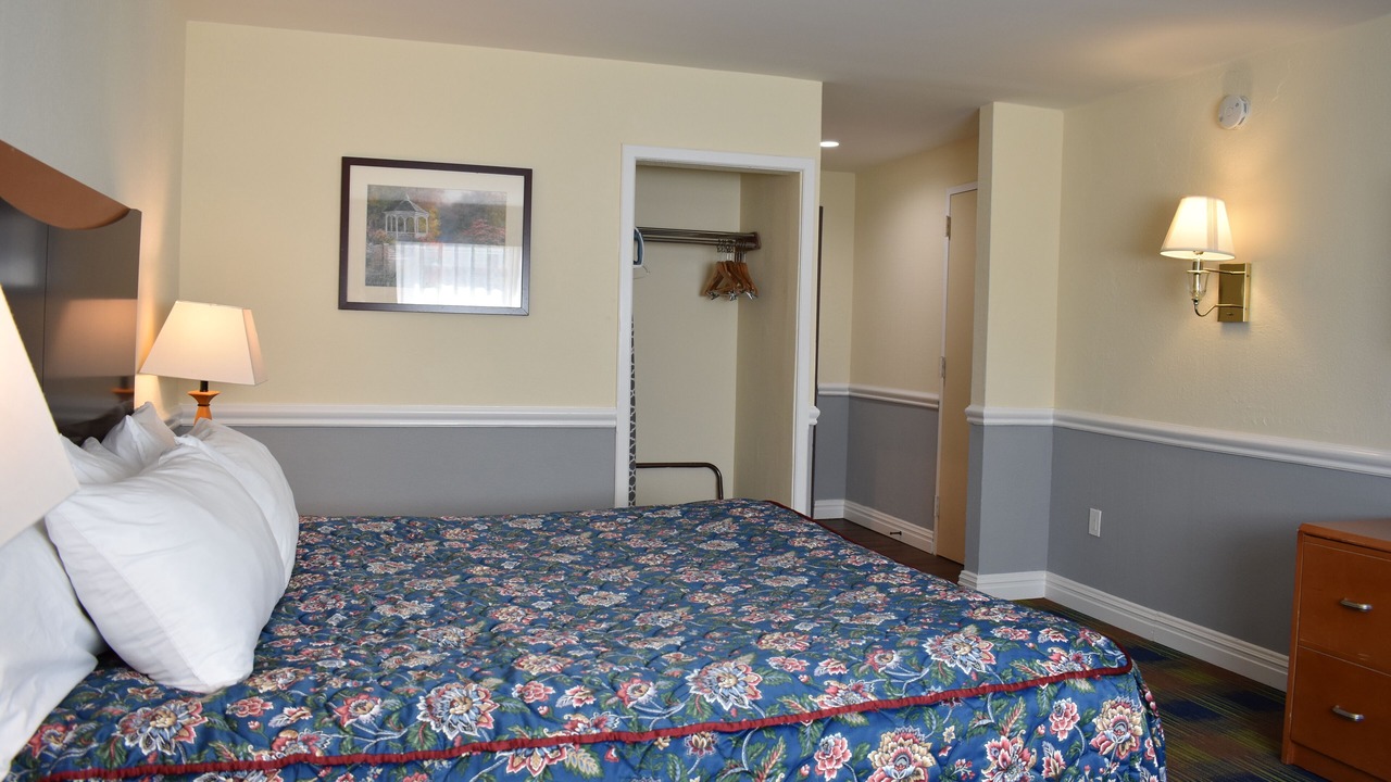 Photo of Bedroom in East Norwich