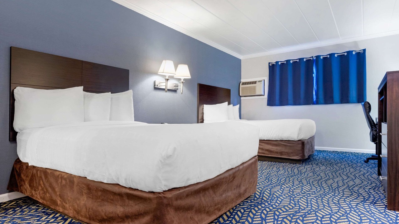 Photo of Bedroom in New Cassel