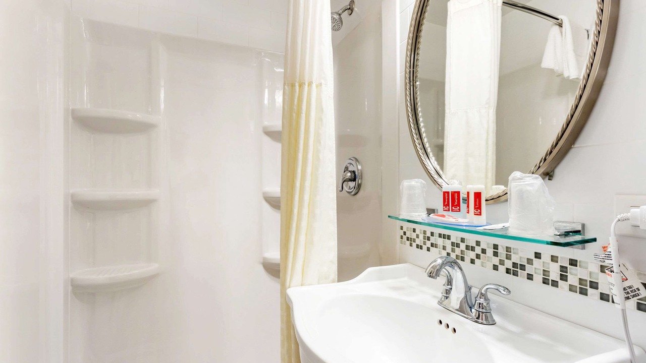 Photo of Bathroom in New Cassel