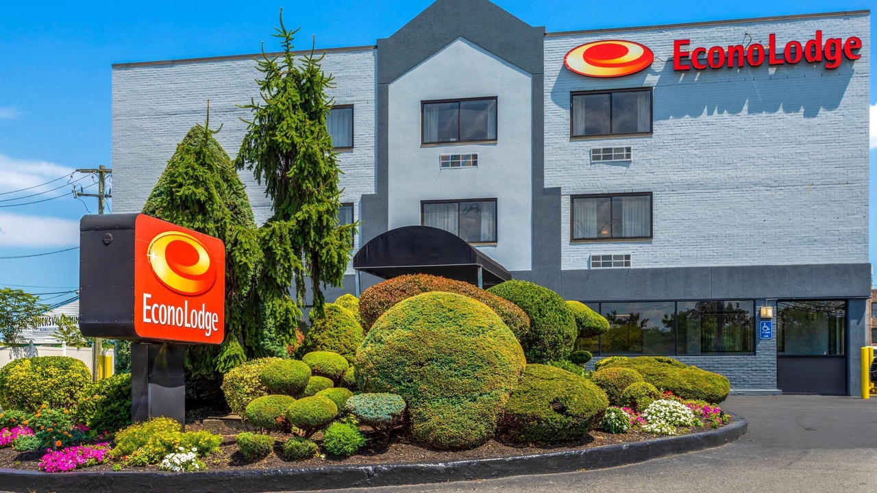 Photo of Outdoor in New Cassel