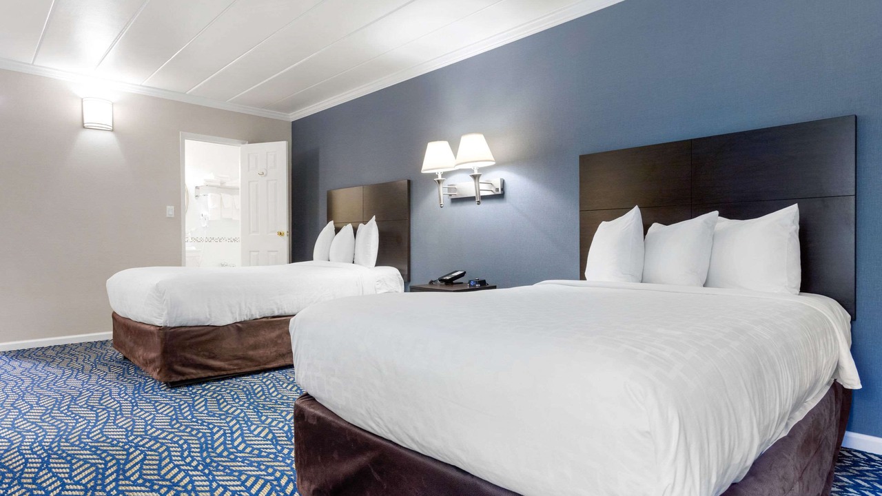 Photo of Bedroom in New Cassel