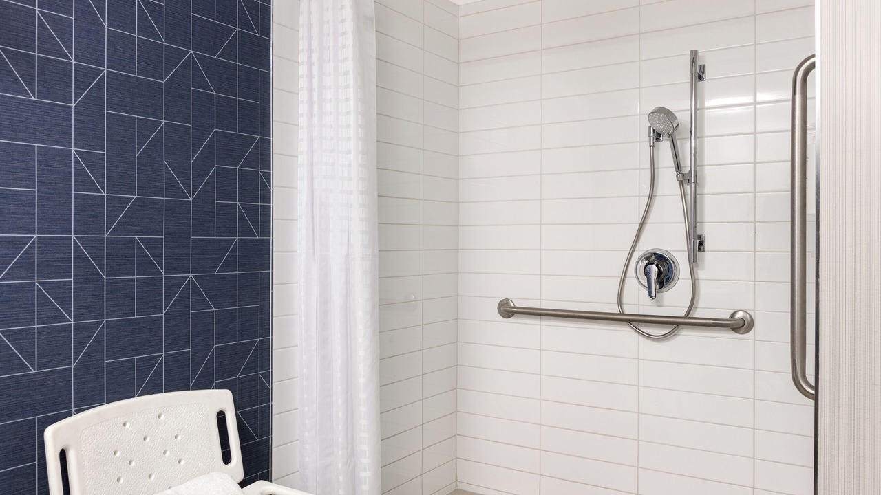 Photo of Bathroom in Gateway