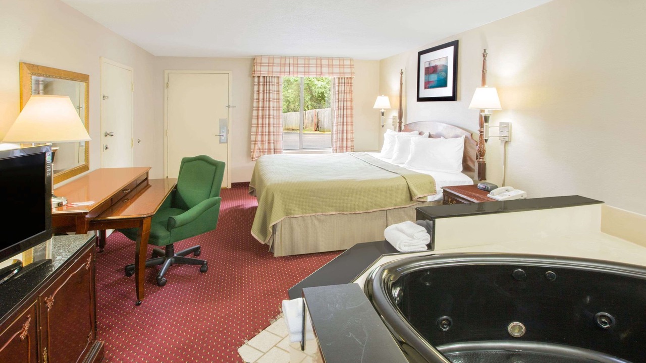 Photo of Bedroom in Dothan