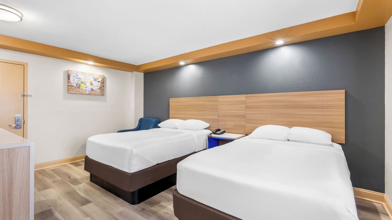 Photo of Bedroom in Iselin